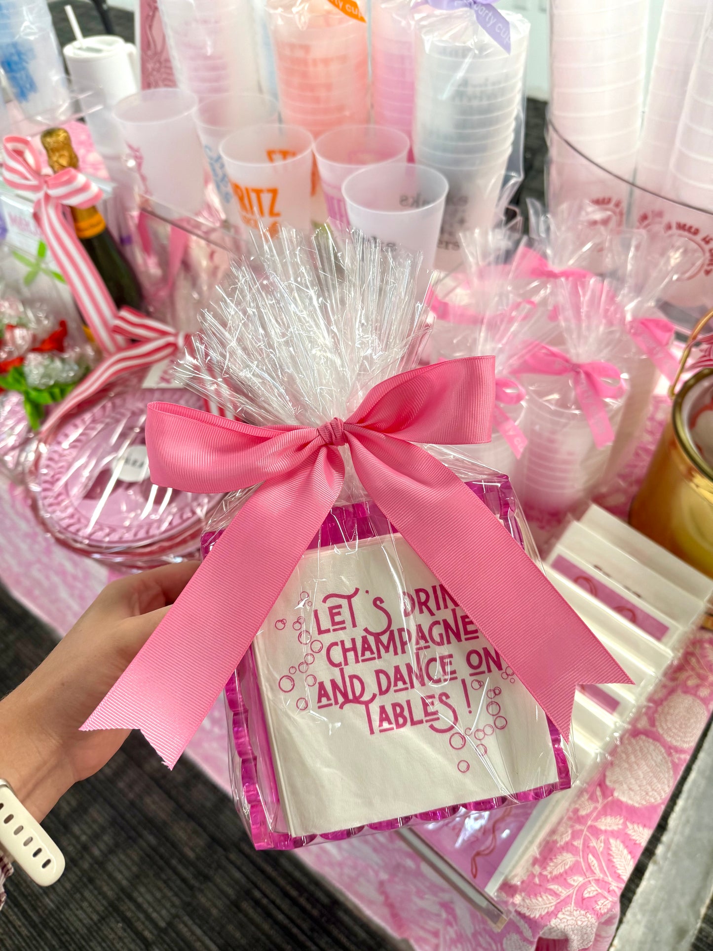 Champagne Napkins + Acrylic Holder Gift Set