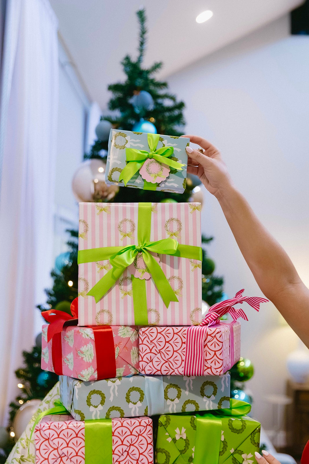 Pink Stripe Wreath Wrapping Paper Roll